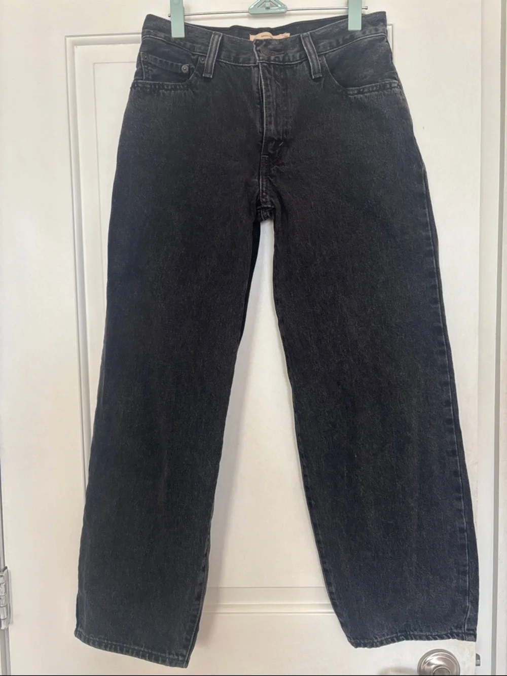 Levi's Baggy Dad Jeans in Black, 25x30 - Picture 2 of 7
